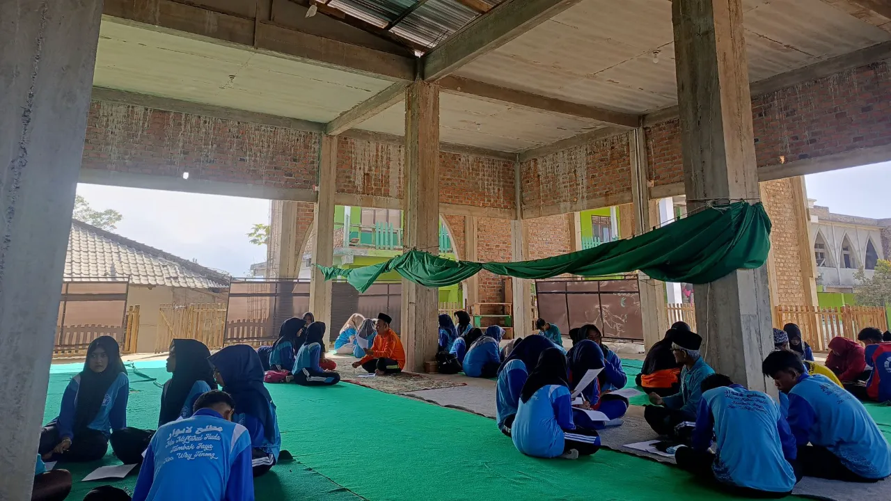 MA Miftahul Huda Gelar Chemistry Day 2026 Perkuat Karakter